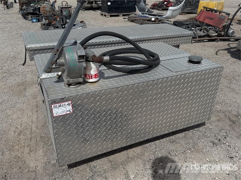 Quantity of (2) Truck Box Транспорт - Інші