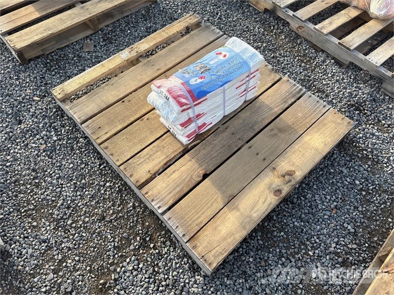 Quantity of (20) 2 in x 9.8 ft Heavy Duty Industri Andre komponenter