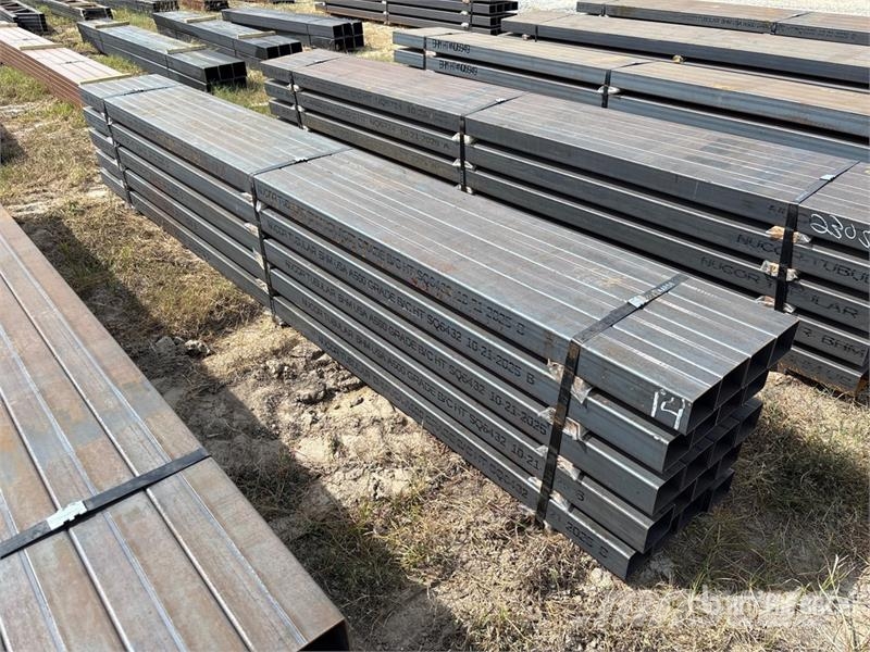 Quantity of (20) 5 in x 4 in x 14 ft 2 in Rectangl Ostale komponente za građevinarstvo