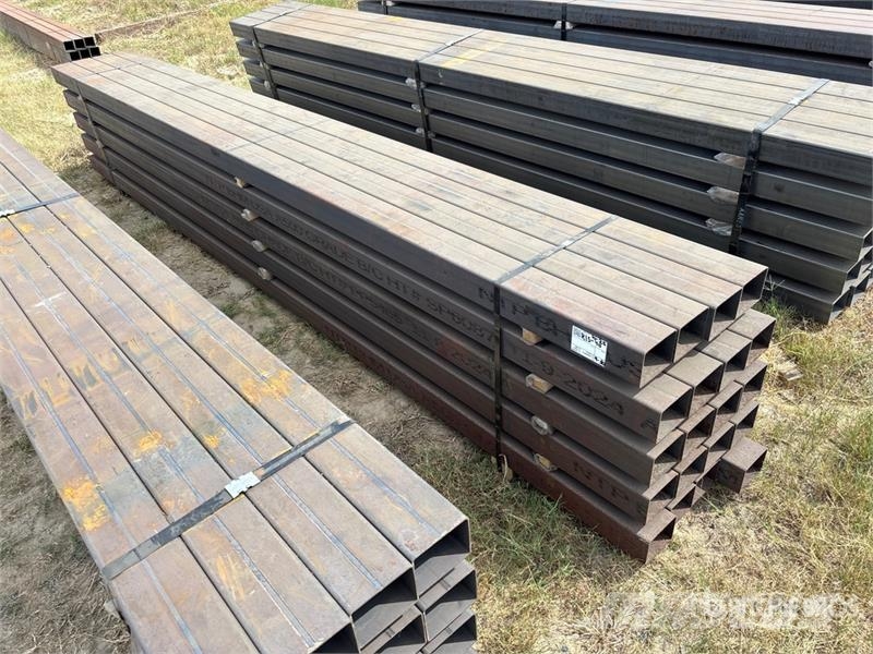 Quantity of (20) 5 in x 4 in x 14 ft 2 in Rectangl Ostale komponente za građevinarstvo