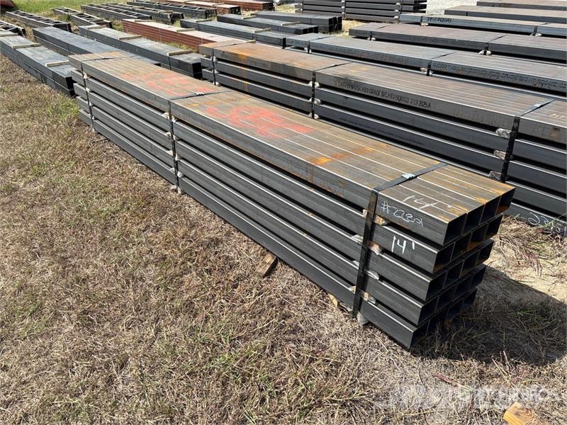  Quantity of (20) 5 in x 4 in x 14 ft 2 in Rectangl Drugi deli
