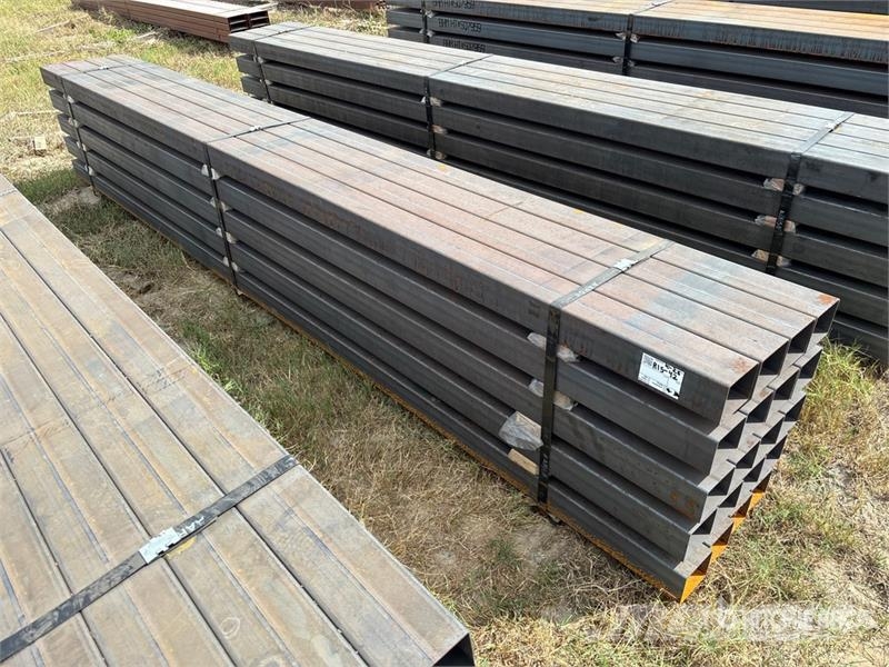 Quantity of (20) 5 in x 4 in x 14 ft 2 in Rectangl Ostale komponente za građevinarstvo
