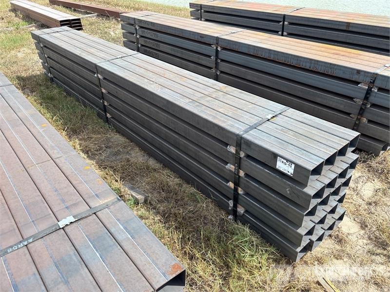 Quantity of (20) 5 in x 4 in x 14 ft 2 in Rectangl Ostale komponente za građevinarstvo