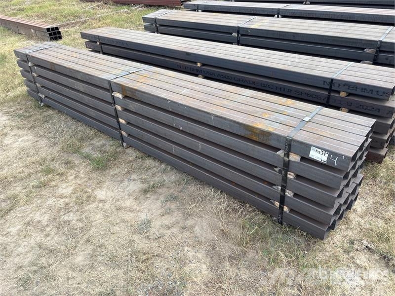 Quantity of (20) 5 in x 4 in x 14 ft 2 in Rectangl Ostale komponente za građevinarstvo