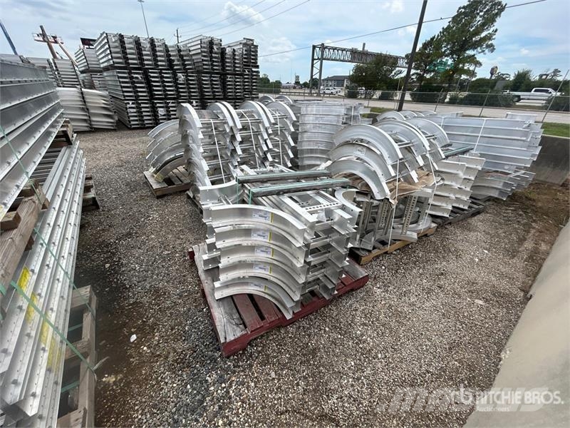  Quantity of (20) Pallets of Aluminum Trays (Unused Montacargas y elevadores de material