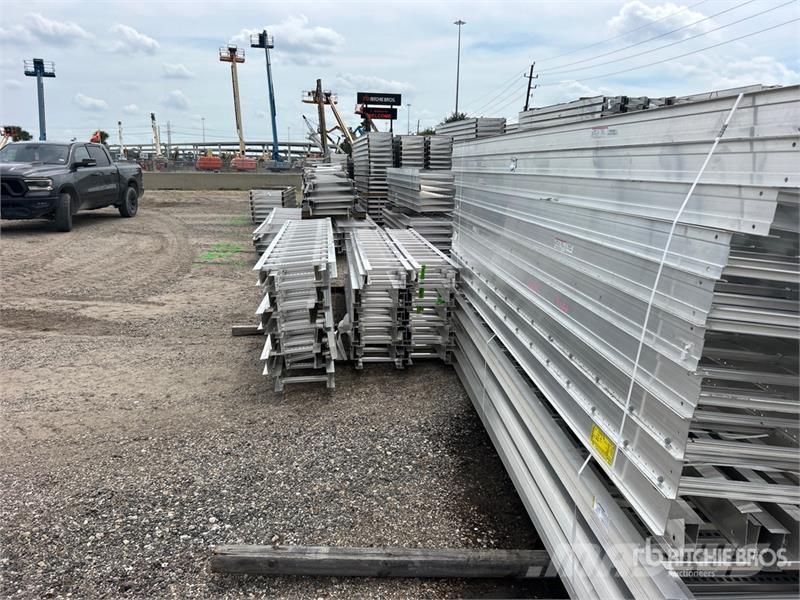  Quantity of (20) Pallets of Aluminum Trays (Unused Montacargas y elevadores de material