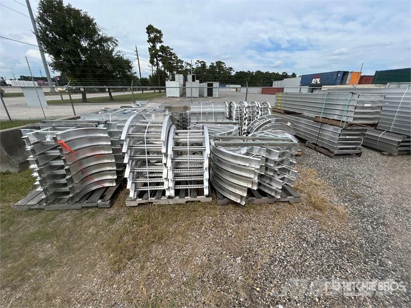  Quantity of (20) Pallets of Aluminum Trays (Unused Montacargas y elevadores de material