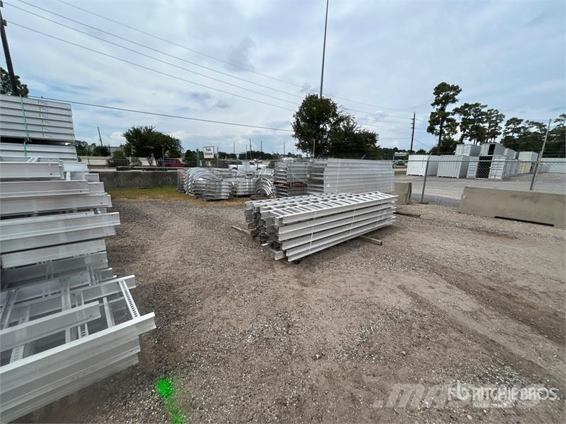  Quantity of (20) Pallets of Aluminum Trays (Unused Montacargas y elevadores de material