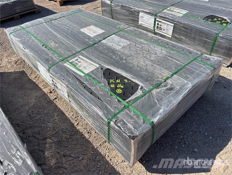 Quantity of (20) STARVOX PPP-20 Polyethylene Boar Other components
