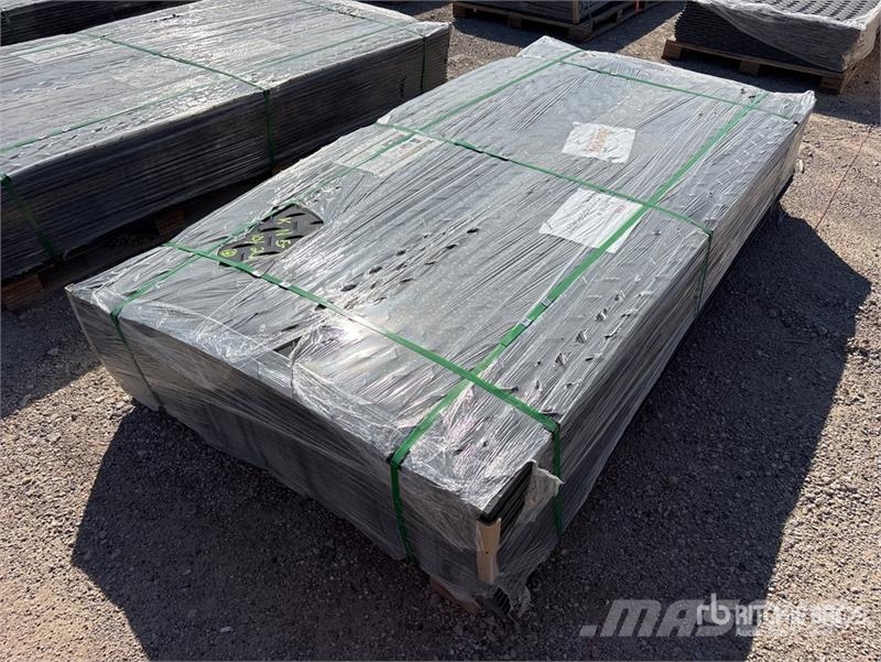 Quantity of (20) STARVOX PPP-20 Polyethylene Boar Other components
