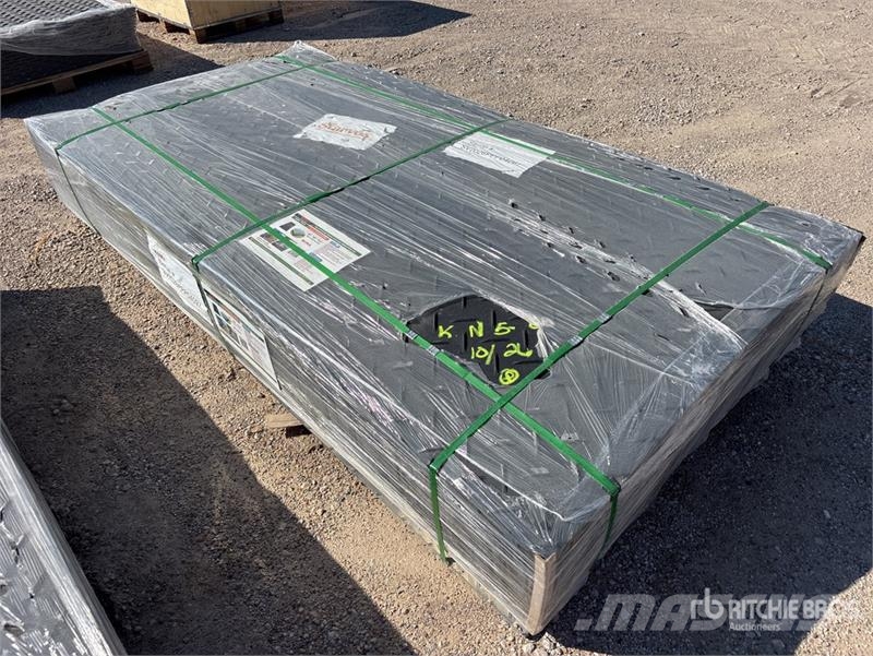 Quantity of (20) STARVOX PPP-20 Polyethylene Boar Other components