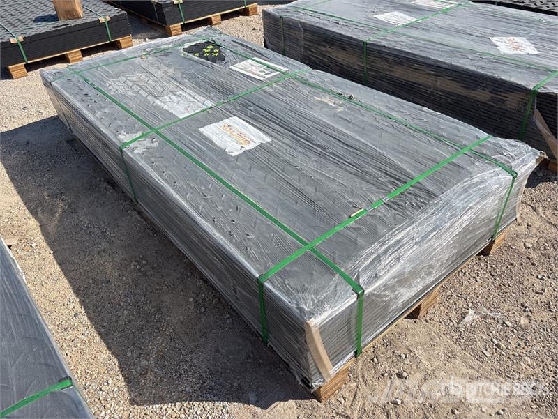 Quantity of (20) STARVOX PPP-20 Polyethylene Boar Other components