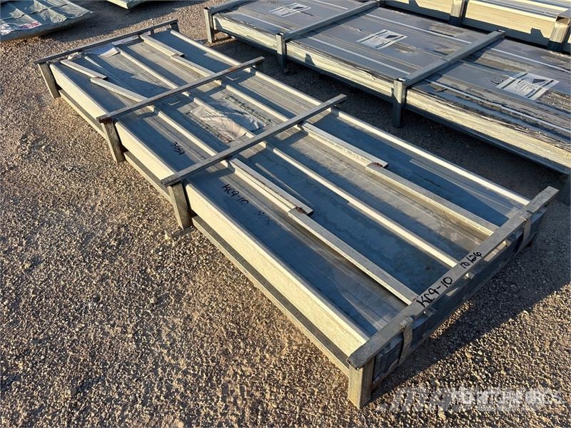  Quantity of (200)  KJ K0310 10 ft Galvalume Corrug Takels, lieren en materiaalliften