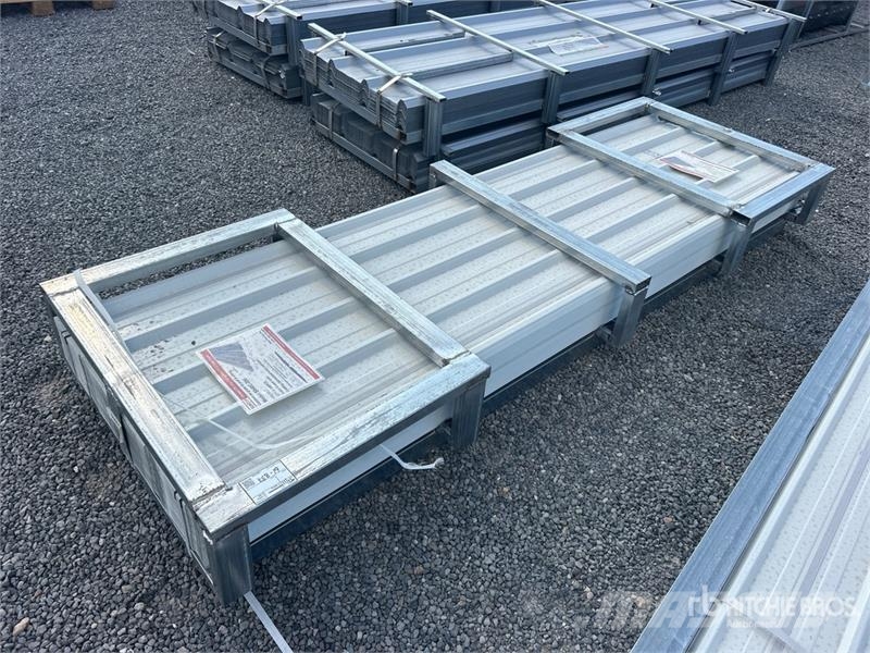 Quantity of (200) SUNTOP S840C-200 Corrugated Gal Takels, lieren en materiaalliften