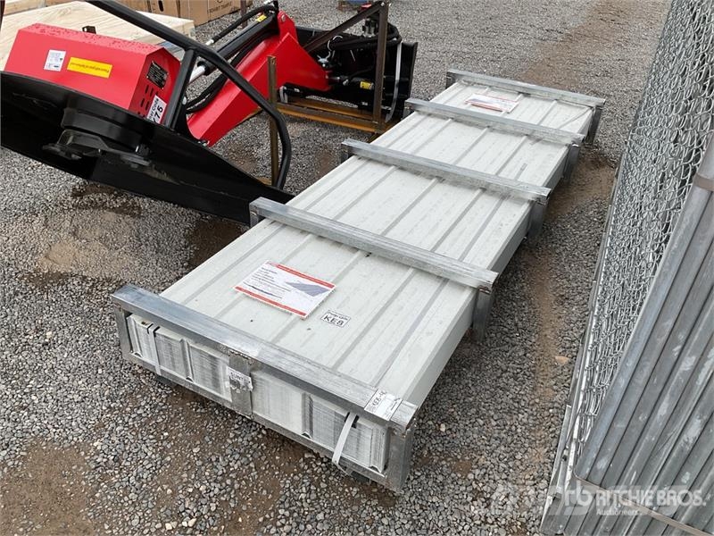 Quantity of (200) SUNTOP S3048C Corrugated Galval Utovorne dizalice, vitla i liftovi za materijal