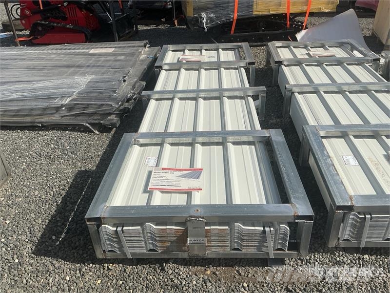 Quantity of (200) SUNTOP S840C-200 Corrugated Gal Cabrestantes, montacargas y elevadores de materiales