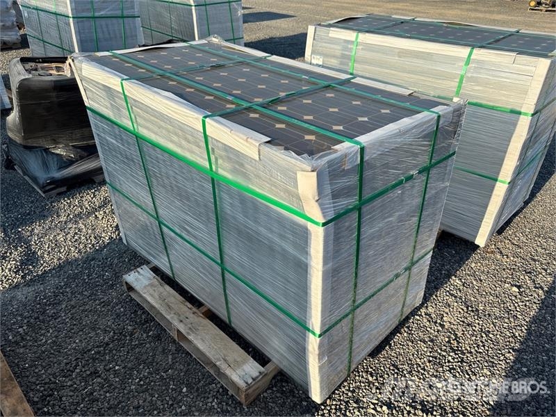 Quantity of (24) 41 Amp Solar Panels Costruzioni - Altro