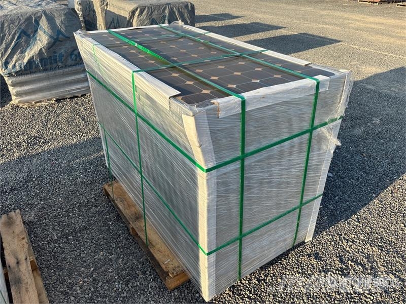 Quantity of (24) 41 Amp Solar Panels Costruzioni - Altro