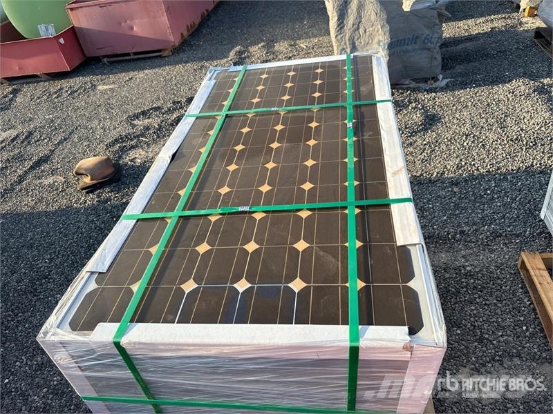 Quantity of (24) 41 Amp Solar Panels Costruzioni - Altro