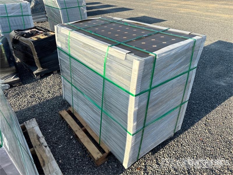Quantity of (24) 41 Amp Solar Panels Construcción - Otros
