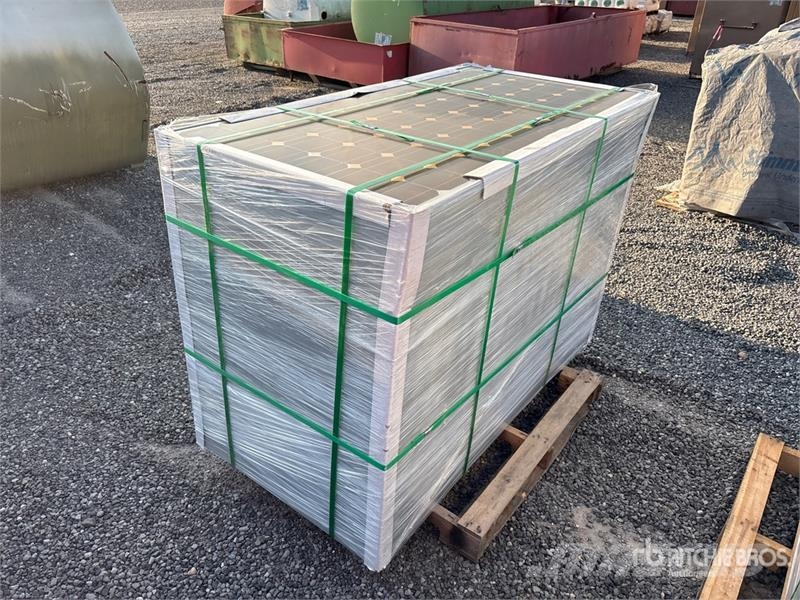 Quantity of (24) 41 Amp Solar Panels Costruzioni - Altro