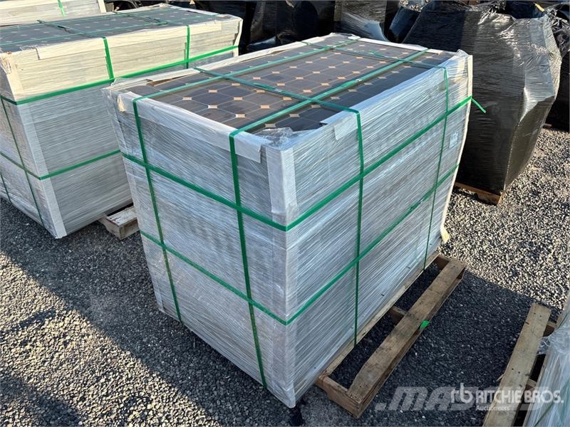 Quantity of (24) 41 Amp Solar Panels Costruzioni - Altro