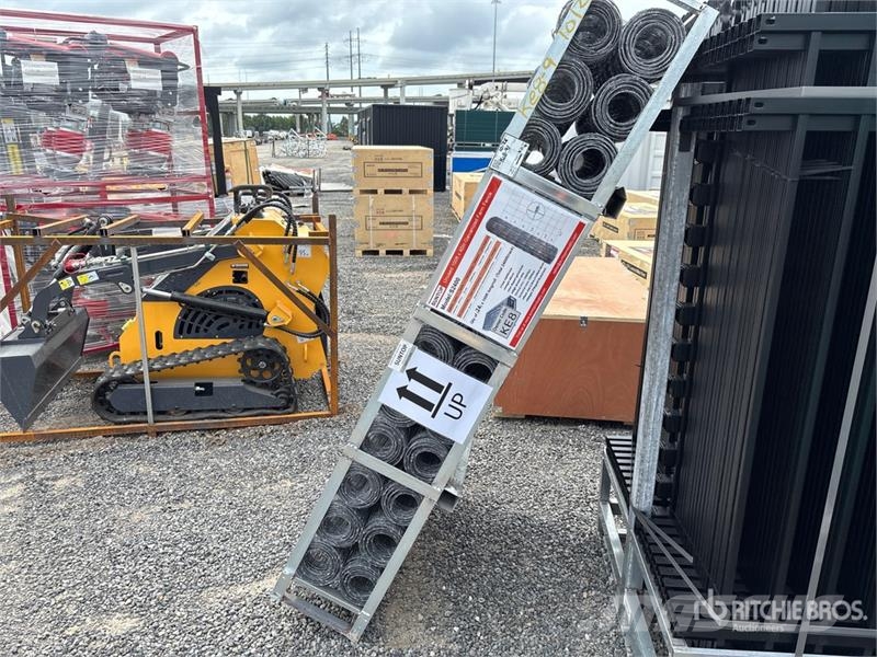 Quantity of (24) SUNTOP S2400 100 ft x 40 in Galv Equipement de clôture
