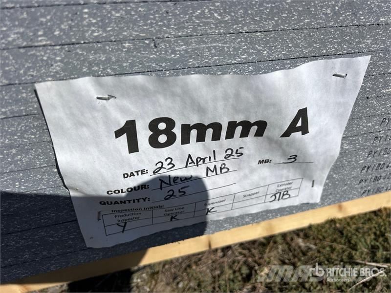  Quantity of (25) 4 ft x 8 ft LDPE 18mm Plastic She その他部品