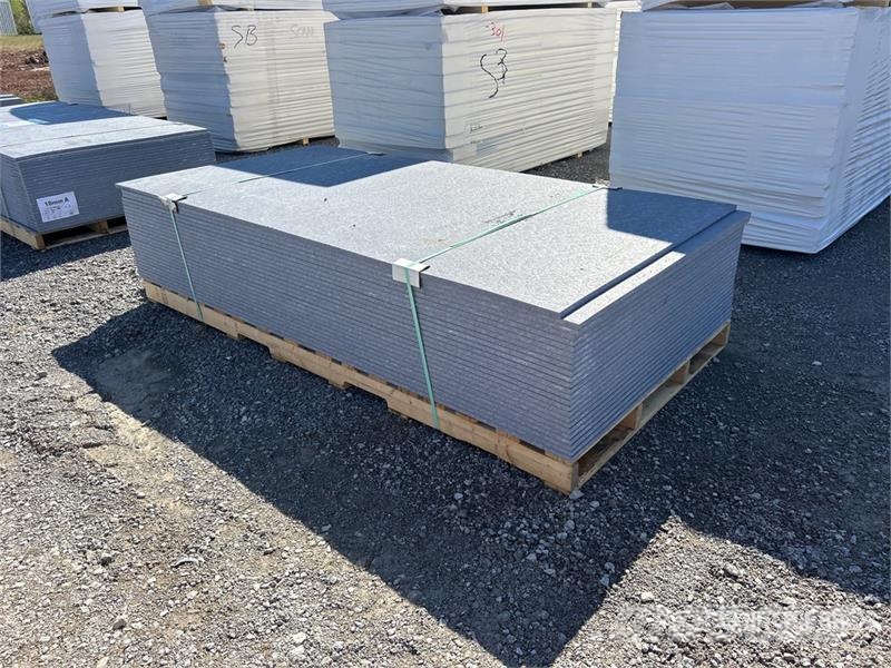  Quantity of (25) 4 ft x 8 ft LDPE 18mm Plastic She その他部品