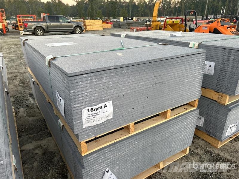 Quantity of (25) 4' x 8' LDPE 0.71in Plastic Compo Andet tilbehør