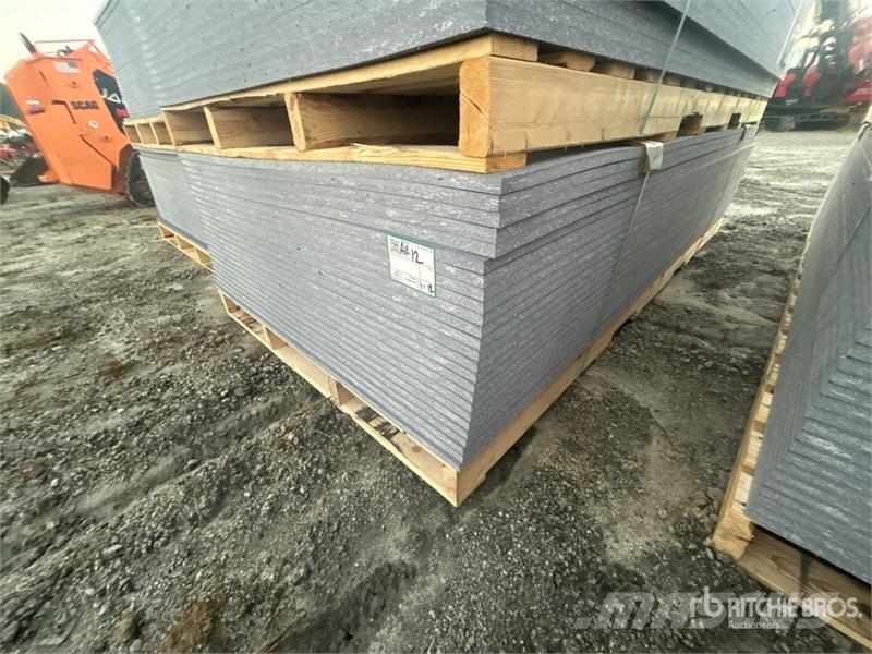 Quantity of (25) 4' x 8' LDPE 0.71in Plastic Compo Andet tilbehør