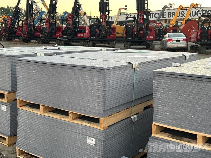 Quantity of (25) 4' x 8' LDPE 0.71in Plastic Compo Andet tilbehør