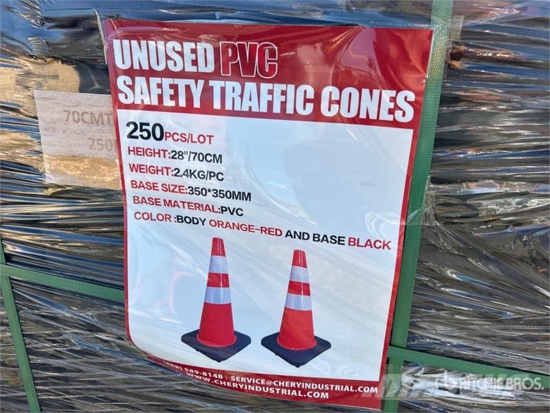 Quantity of (250) Greatbear Safety Highway Traffi Rohrverlegeraupen