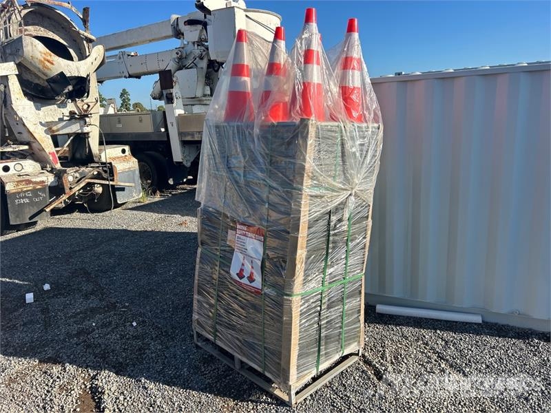 Quantity of (250) Greatbear Safety Highway Traffi Rohrverlegeraupen