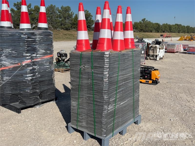 Quantity of (250) KJ K2250 28 in Traffic Cones (U Pijpenleggers