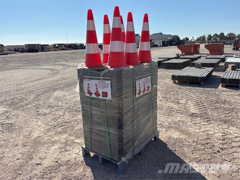Quantity of (250) KJ K2250 28 in Traffic Cones (U Pijpenleggers