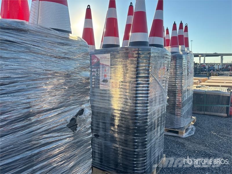Quantity of (250) TSC 28 in Traffic Cones (Unused Putkenlaskijat