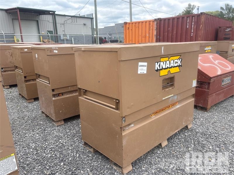  Quantity of (27) Gang Boxes 31x51x6 مكونات أخرى