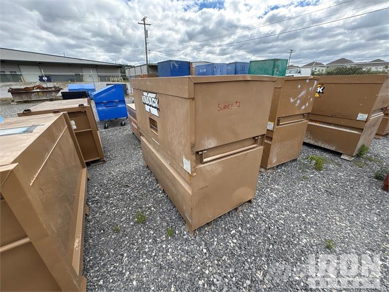  Quantity of (27) Gang Boxes 31x51x6 مكونات أخرى