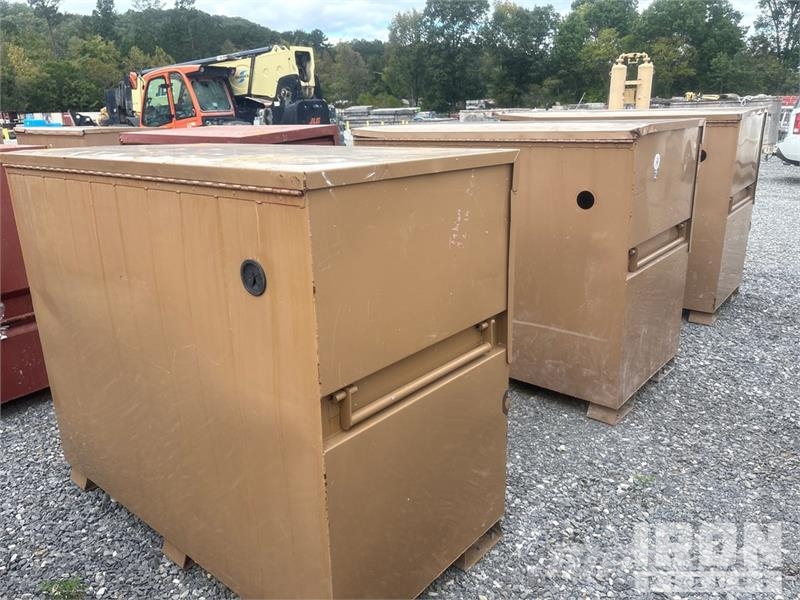  Quantity of (27) Gang Boxes 31x51x6 مكونات أخرى