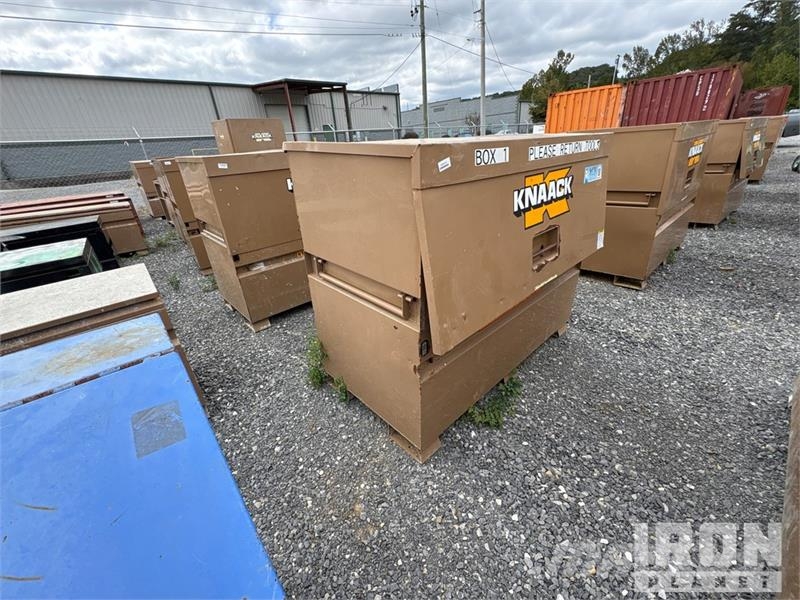  Quantity of (27) Gang Boxes 31x51x6 مكونات أخرى