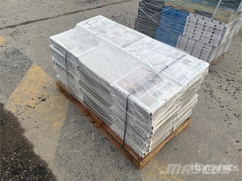 Quantity of (28) P-20-0002 American Planking Coast مكونات أخرى