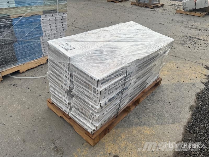 Quantity of (28) P-20-0002 American Planking Coast مكونات أخرى