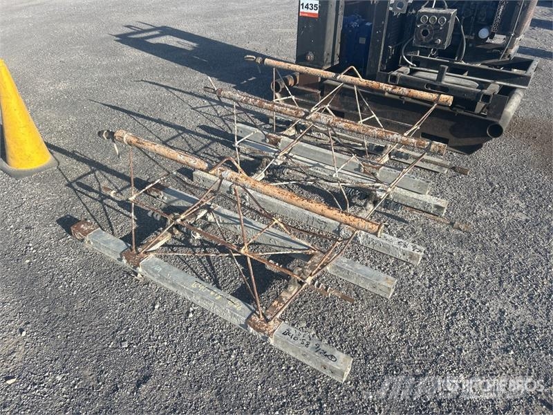 Quantity of (3) 5 ft Screed Truss Maszyny budowlane - Inne