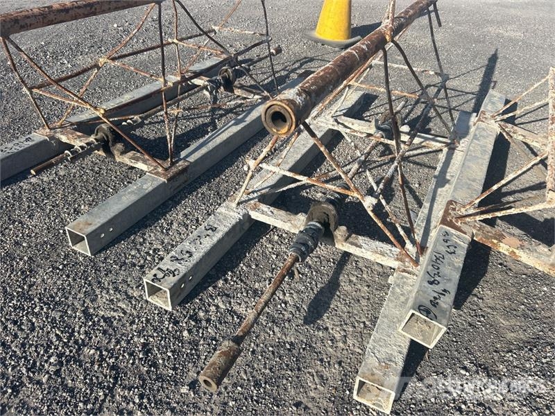 Quantity of (3) 5 ft Screed Truss Maszyny budowlane - Inne