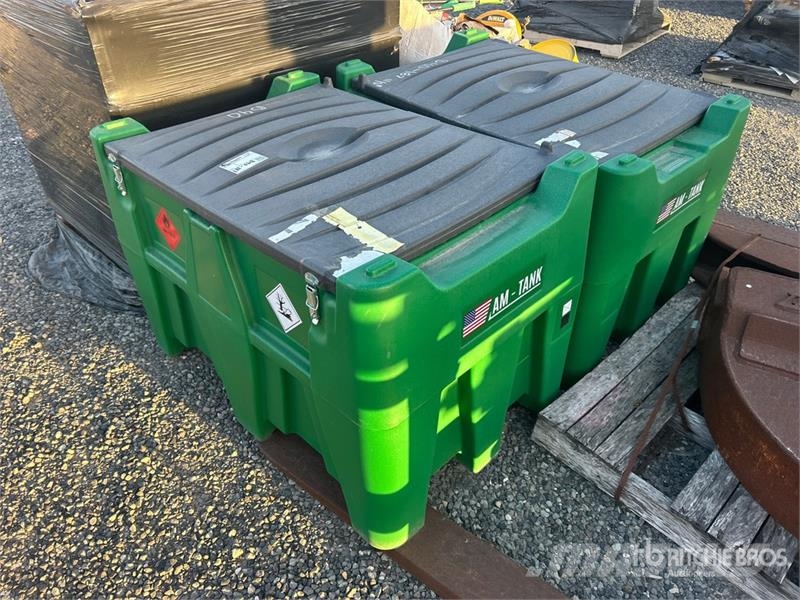  Quantity of (3) AM-Tank Portable Poly Diesel Fuel  Üzemanyag- és adaléktartályok