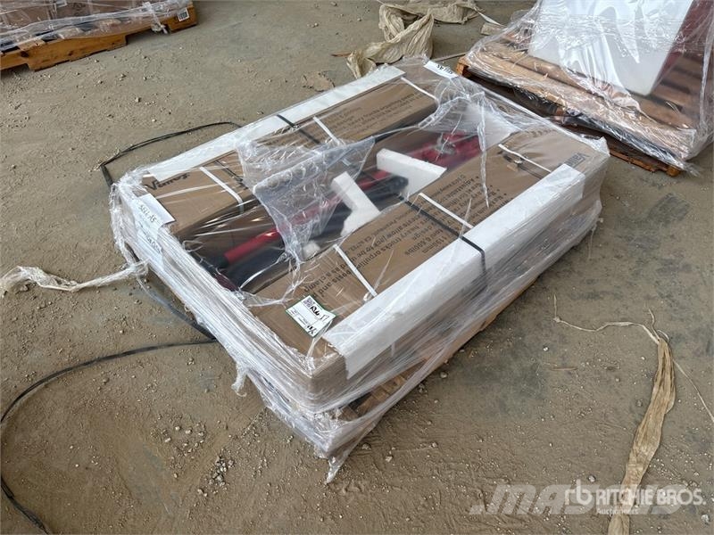 Quantity of (3) Arcan 4 ft Farm Jack Other