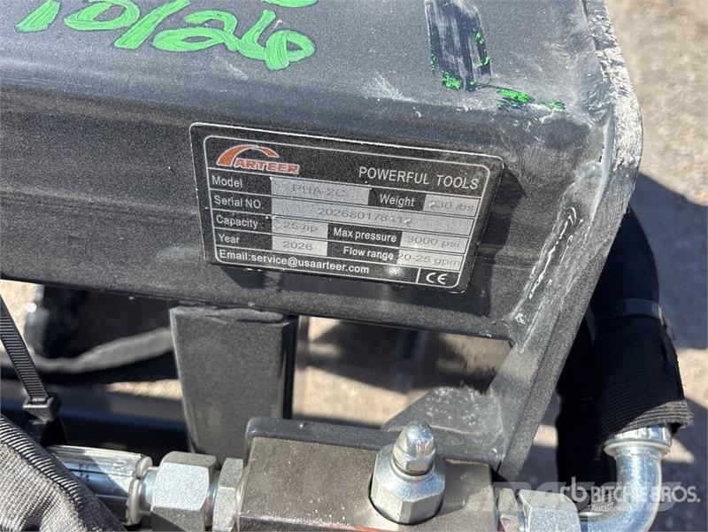 Quantity of (3) ARTEER PHA-2C-3 Skid Steer 3-Poin その他部品