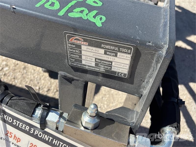 Quantity of (3) ARTEER PHA-2C-3 Skid Steer 3-Poin その他部品