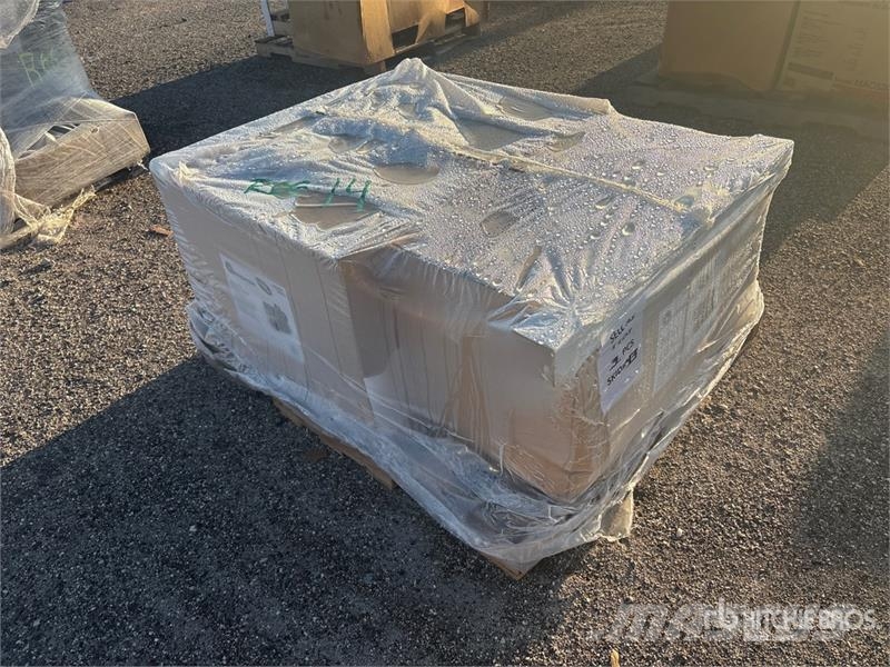 Quantity of (3) Boxes of Mr. Heater 80000 cal 80,0 Fűtő és Hűtő felszerelések